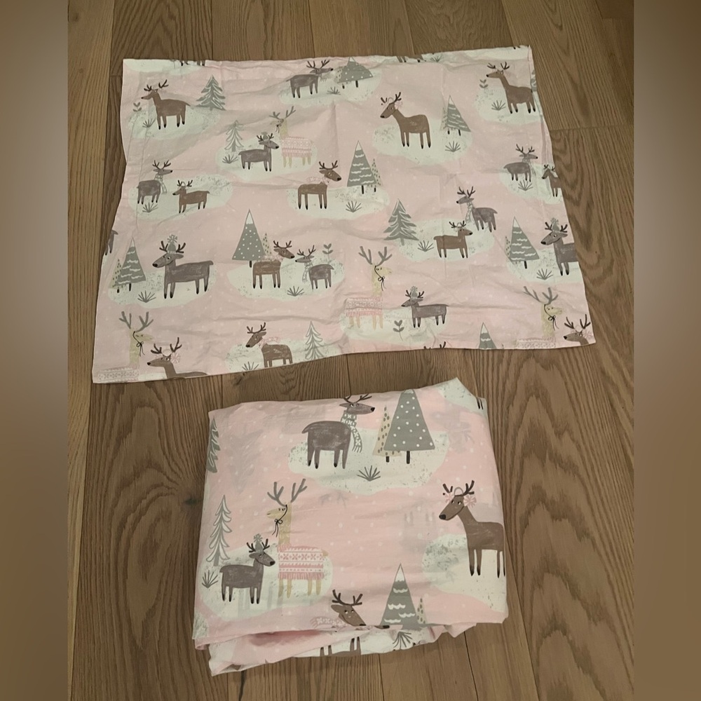 Pottery Barn Kids winter Pink blush Reindeer Duvet Cover and sham organic cotton - Picture 8 of 10